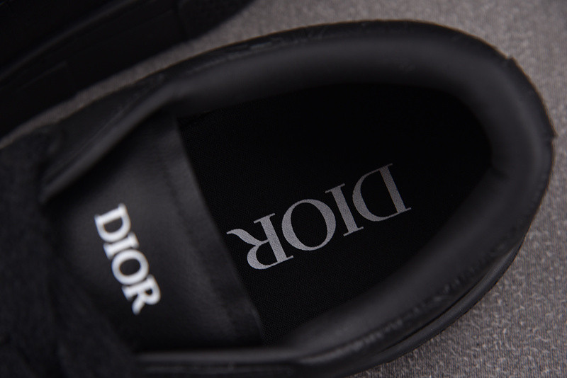 DR B33 Sneaker