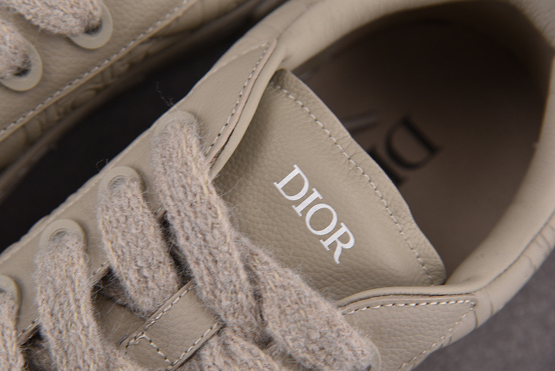 DR B33 Sneaker