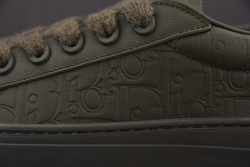 DR B33 Sneaker