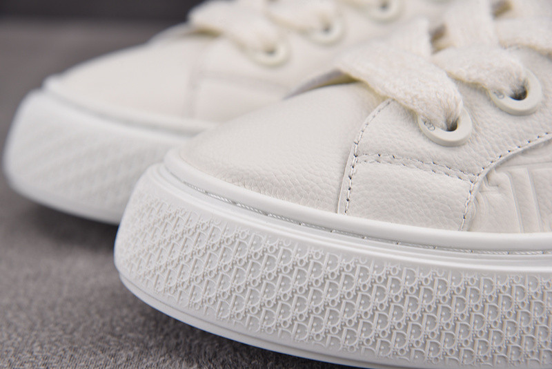 DR B33 Sneaker