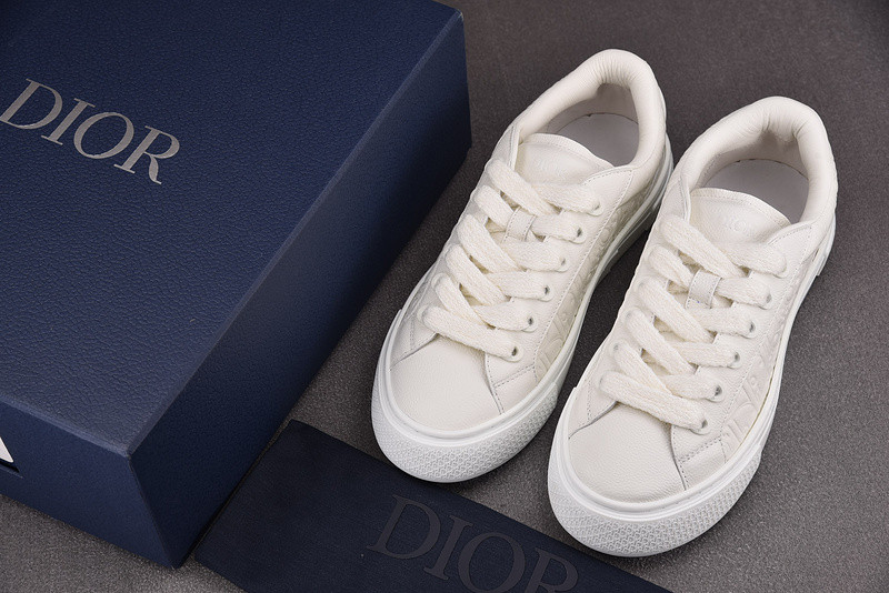 DR B33 Sneaker