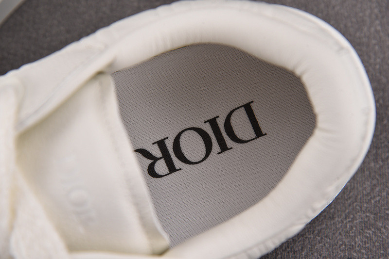 DR B33 Sneaker