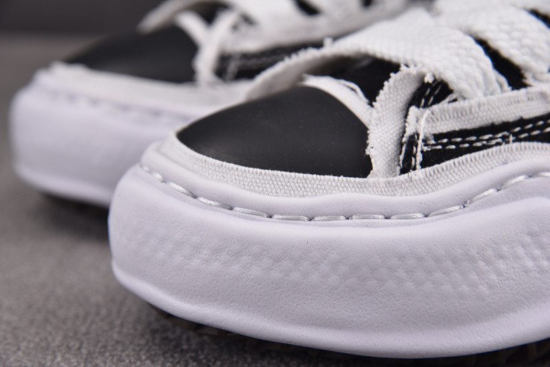 Ma1s0n Mihara Sneakers