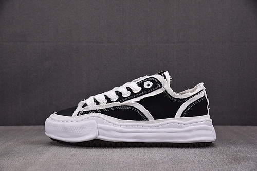 Ma1s0n Mihara Sneakers