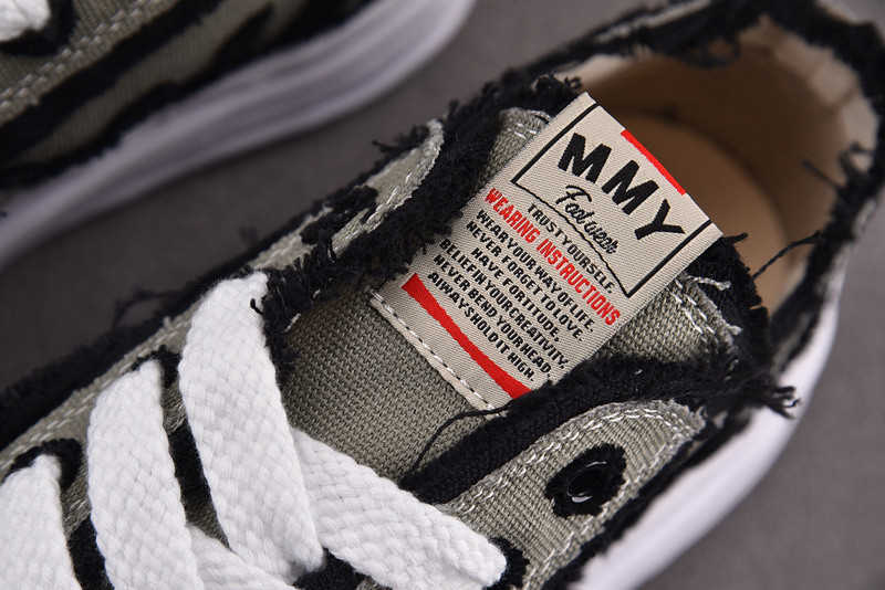 Ma1s0n Mihara Sneakers