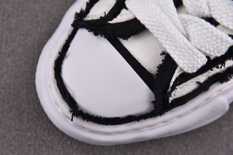 Ma1s0n Mihara Sneakers