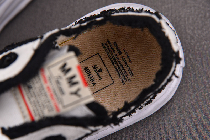 Ma1s0n Mihara Sneakers