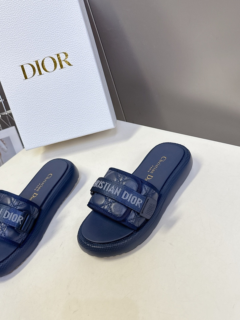 DR Sandals DS-38