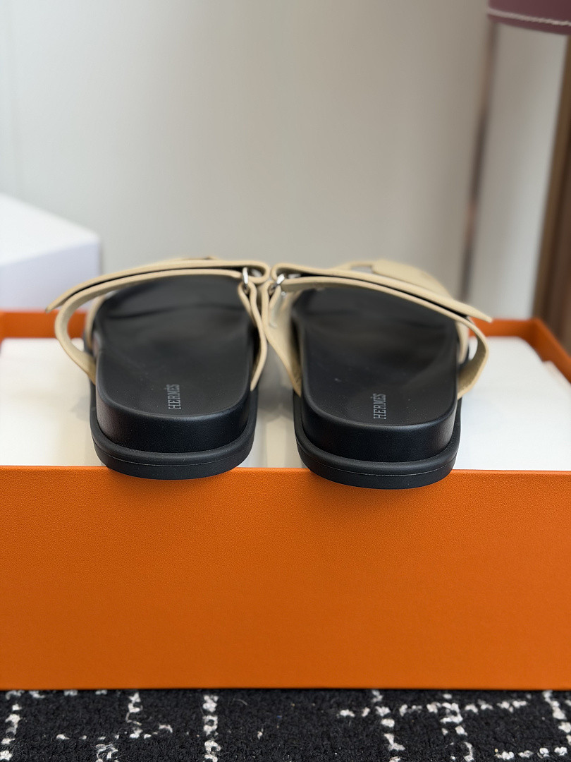 HM Sandals HM-S070