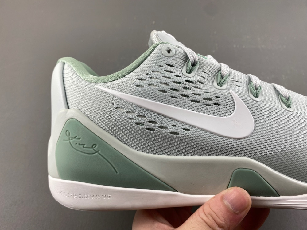 Nike Kobe 9 Elite Low EM Protro “Steam” IH1401-003