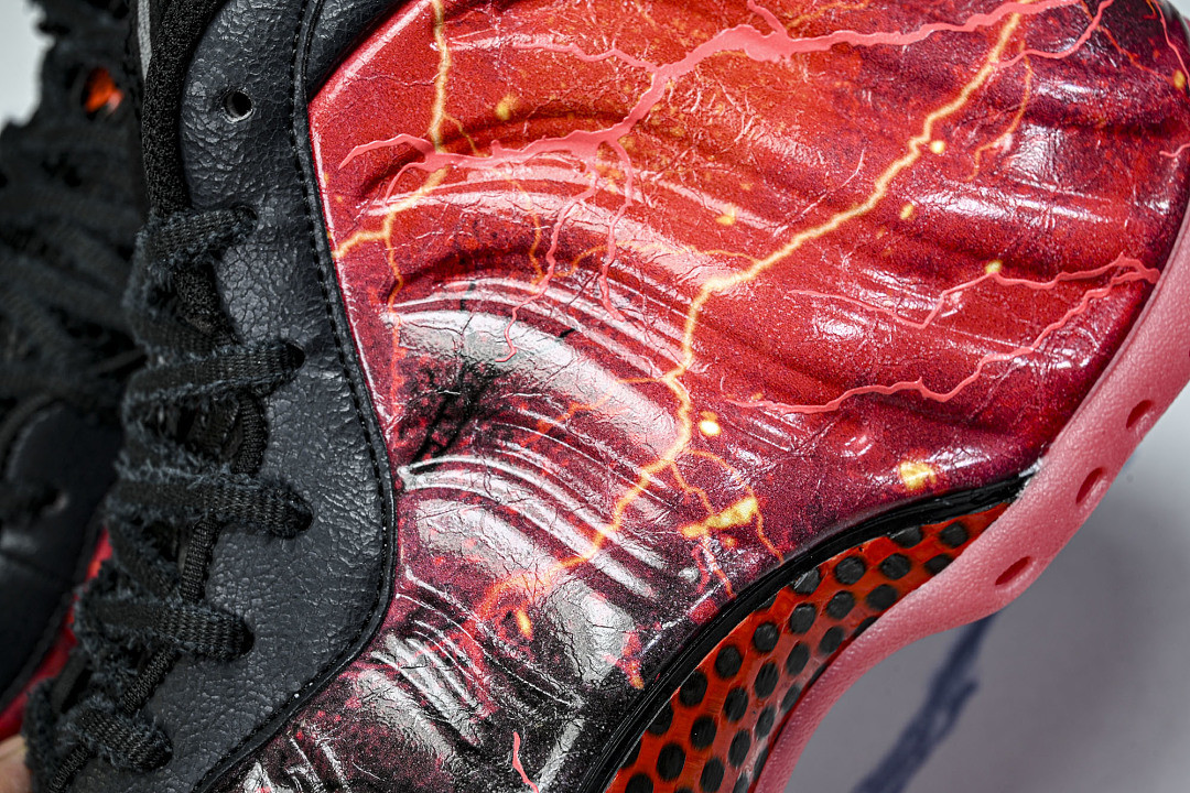Stranger Things x Nike Foamposite IR7336-001