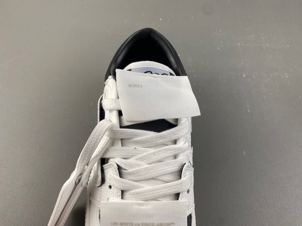 OFF-WHITE Virgil Abloh Vulc Low Top
