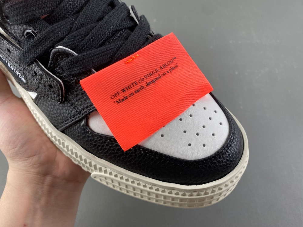 OFF-WHITE Virgil Abloh Vulc Low Top