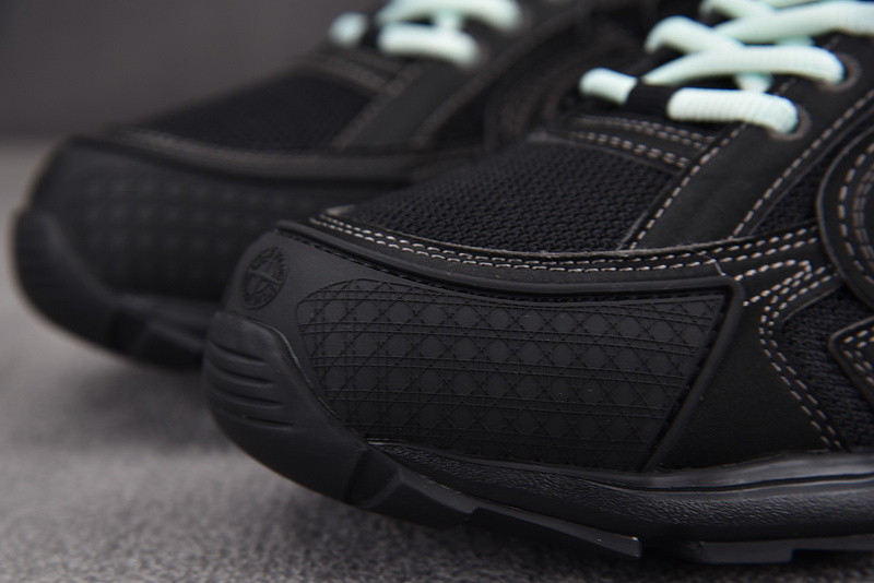 DR B30 Sneaker