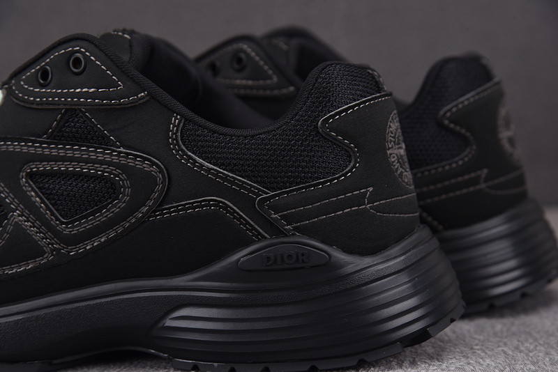 DR B30 Sneaker