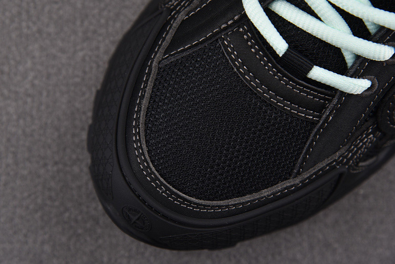DR B30 Sneaker