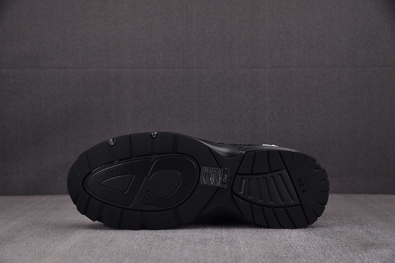 DR B30 Sneaker