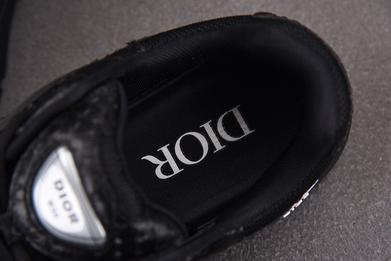 DR B30 Sneaker