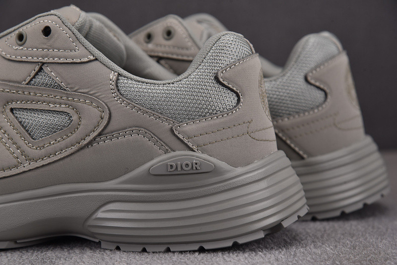 DR B30 Sneaker