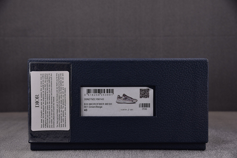 DR B30 Sneaker