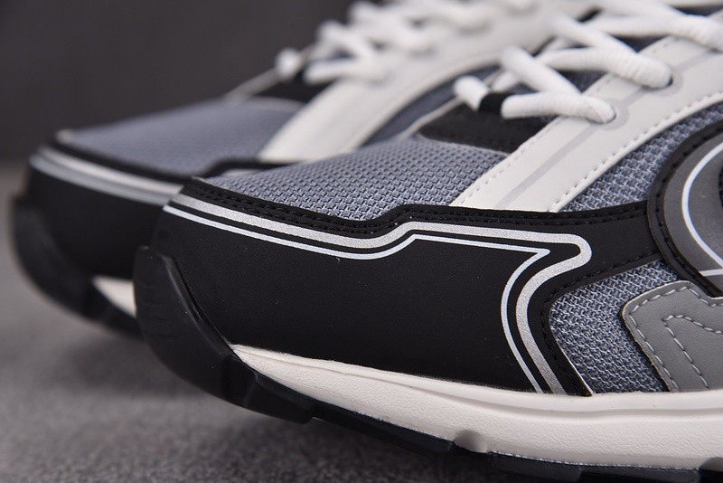 DR B30 Sneaker