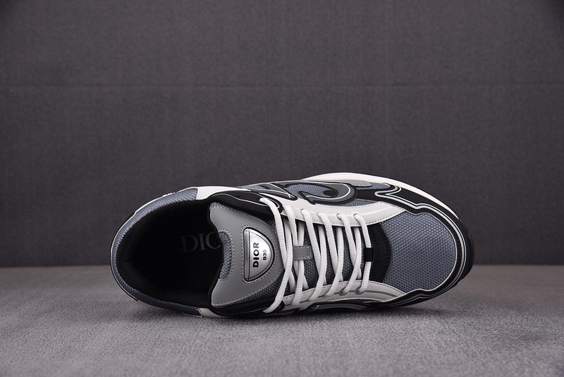 DR B30 Sneaker