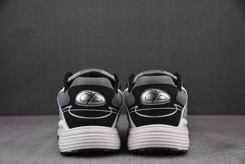 DR B30 Sneaker