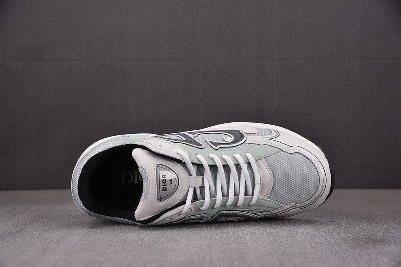DR B30 Sneaker