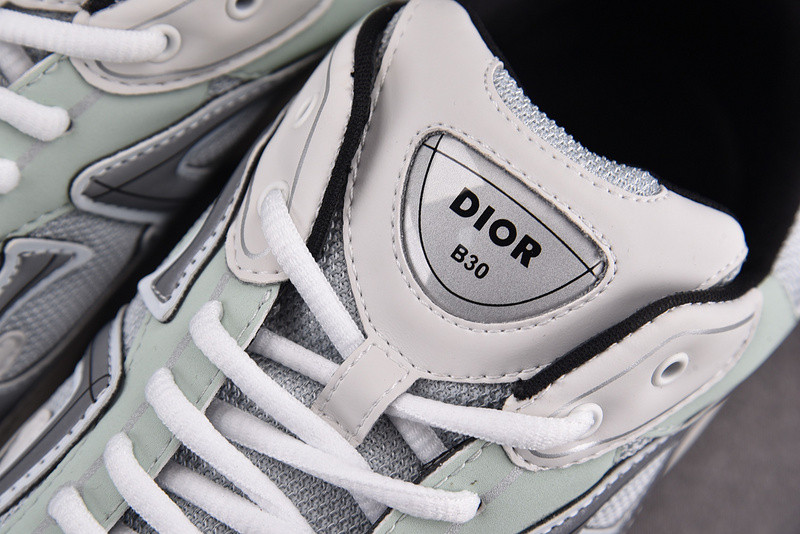 DR B30 Sneaker