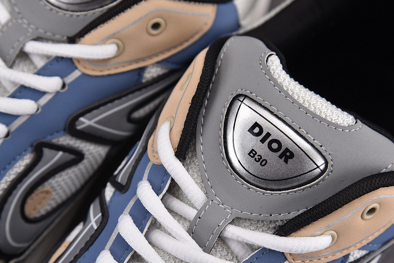 DR B30 Sneaker