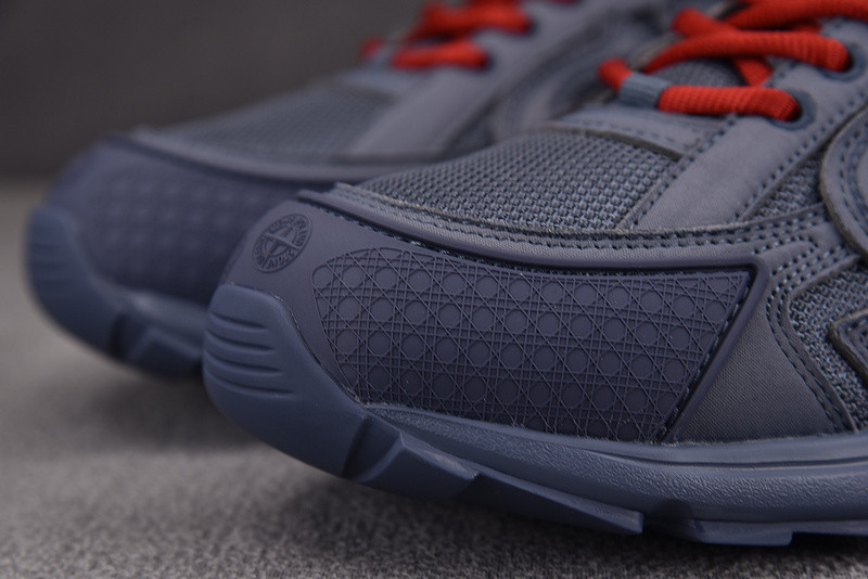 DR B30 Sneaker