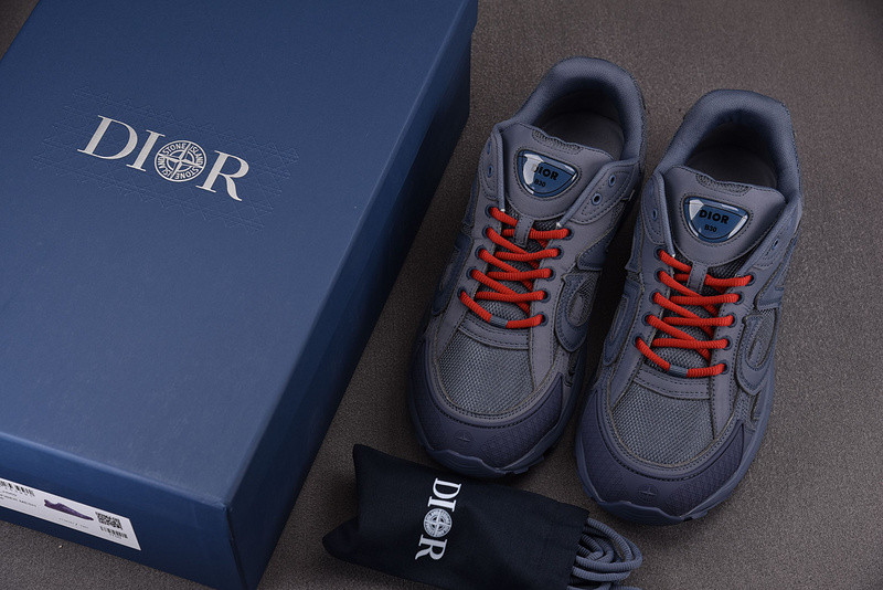 DR B30 Sneaker