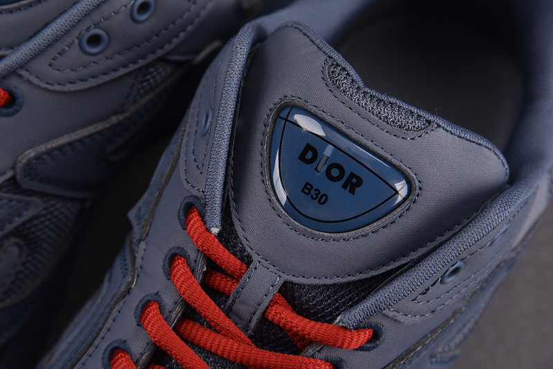 DR B30 Sneaker
