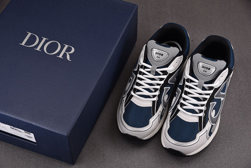 DR B30 Sneaker