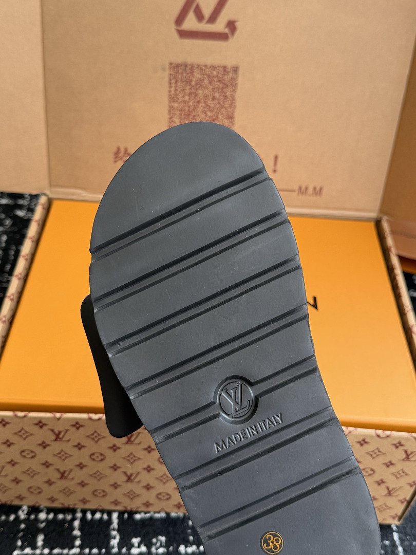 L*V Slides LVS-003