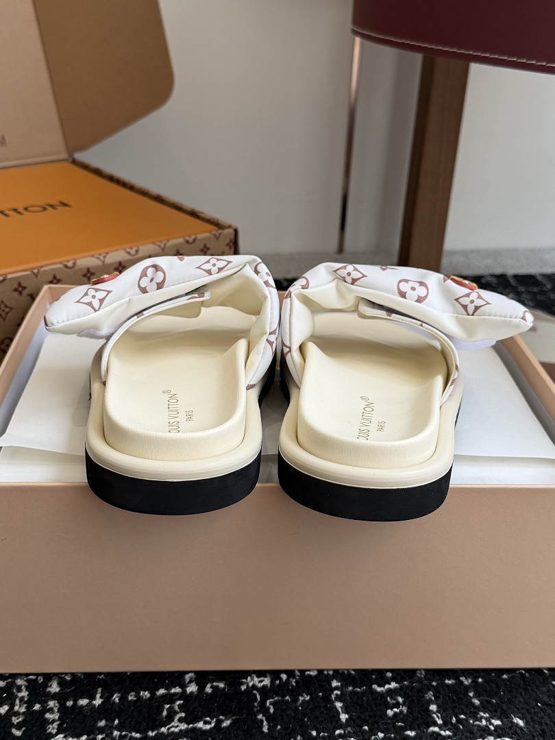 L*V Slides LVS-004