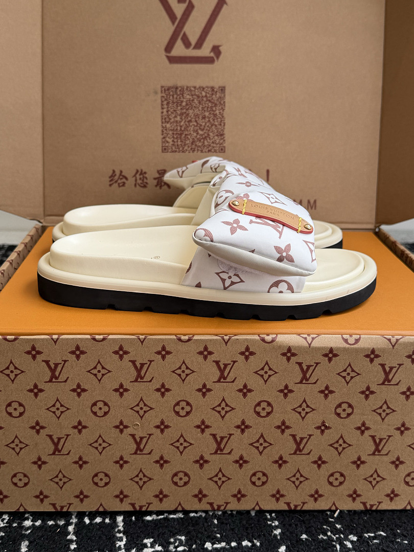 L*V Slides LVS-004