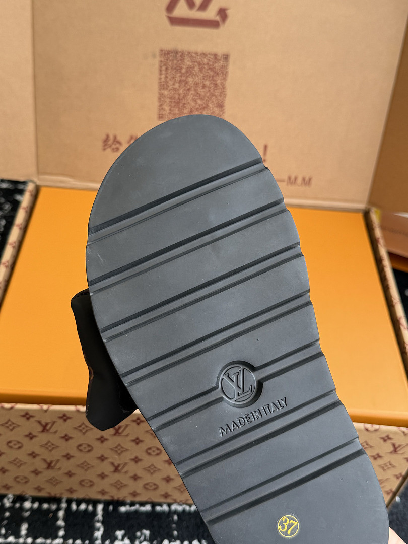 L*V Slides LVS-005