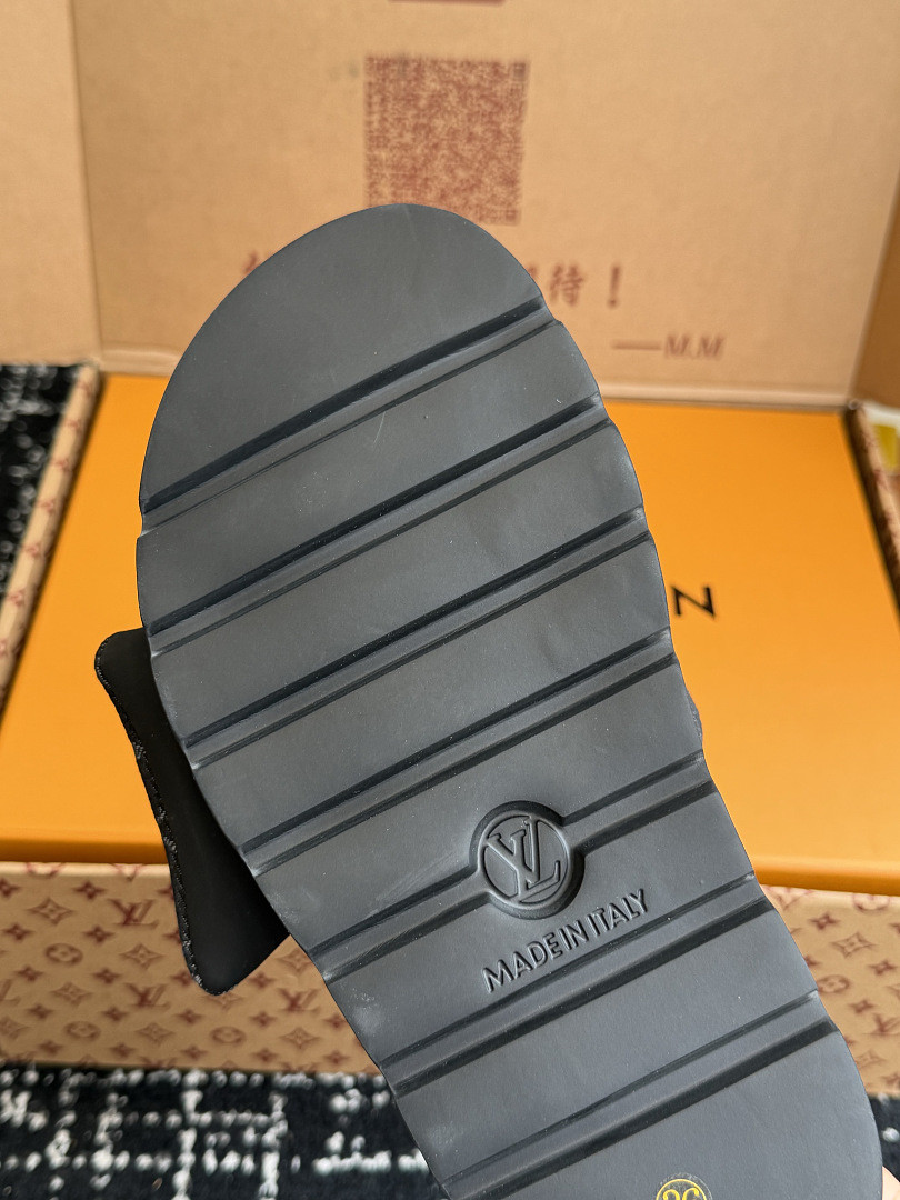 L*V Slides LVS-007
