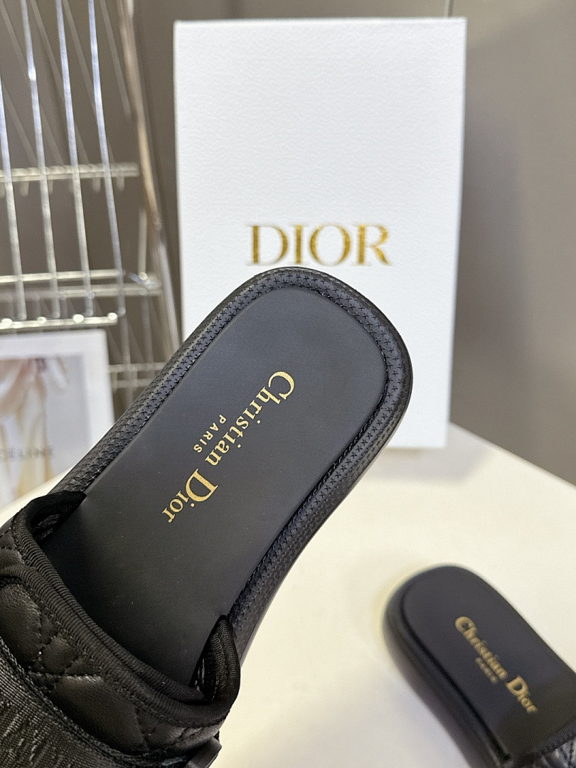 DR Sandals DS-40