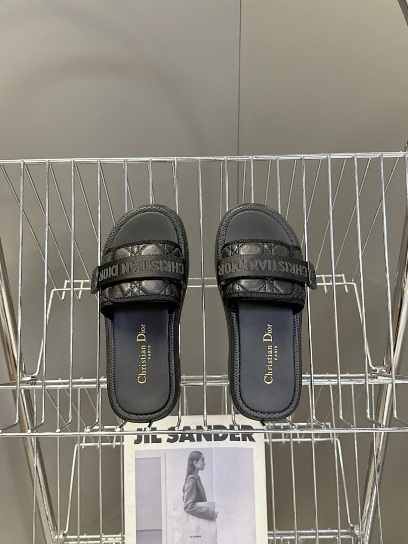 DR Sandals DS-40