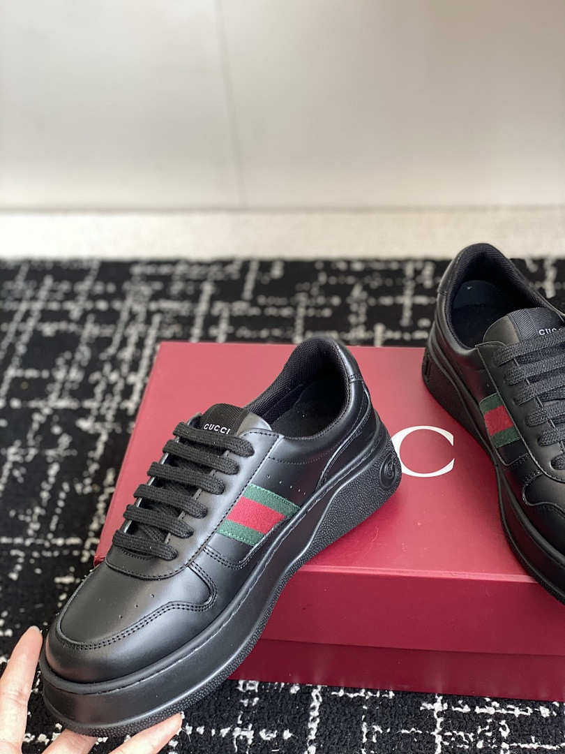 GC Sneakers