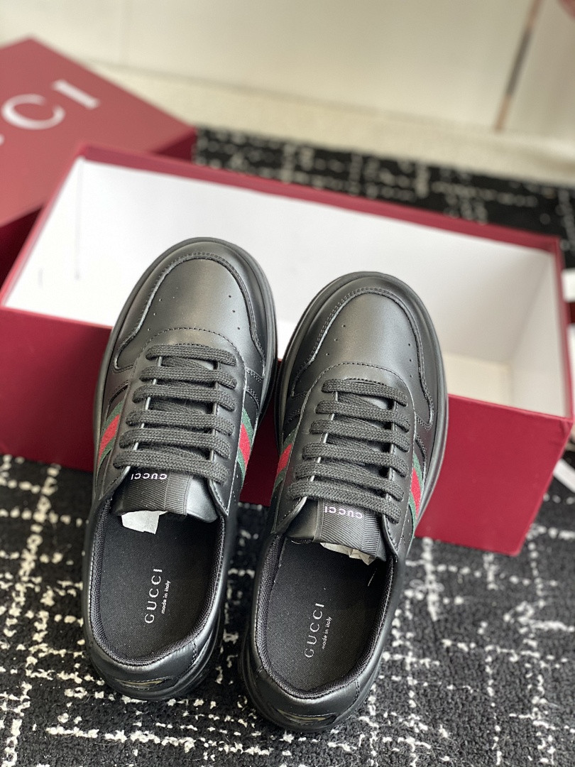GC Sneakers