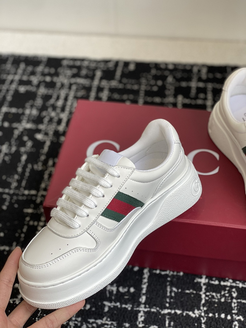 GC Sneakers