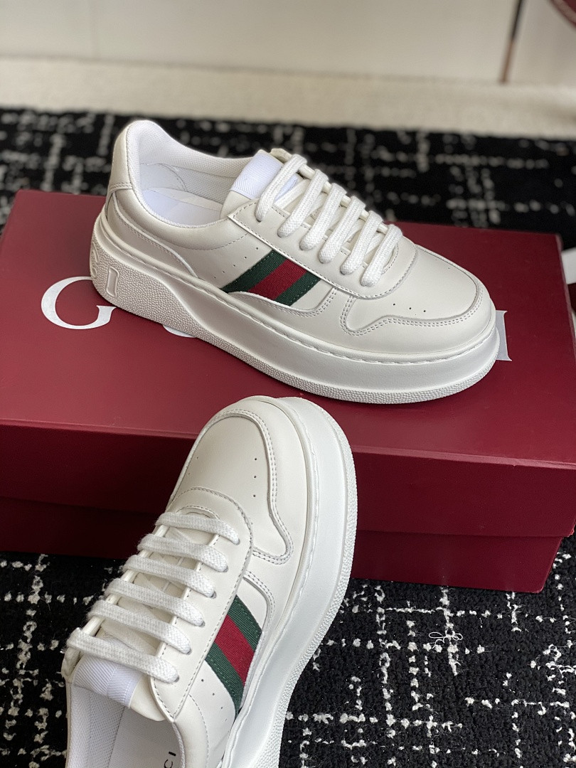 GC Sneakers