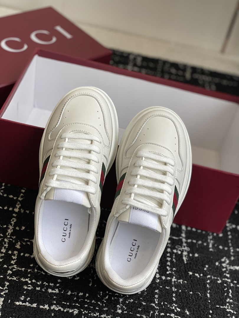 GC Sneakers