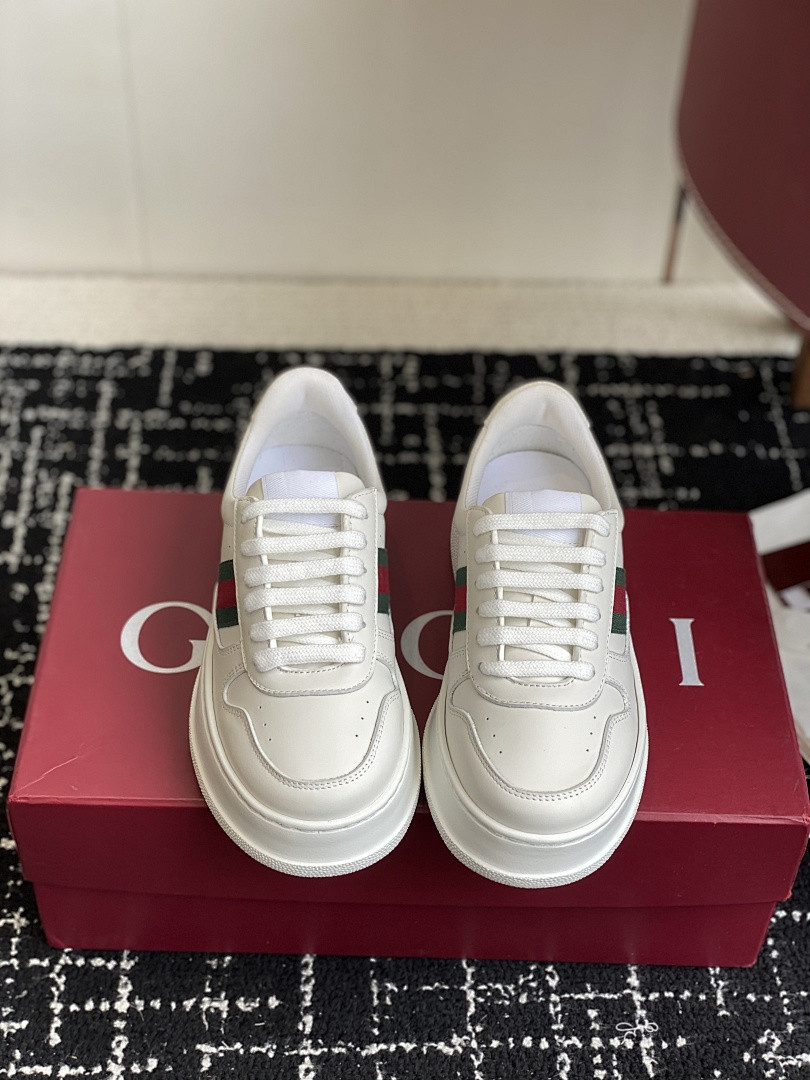 GC Sneakers