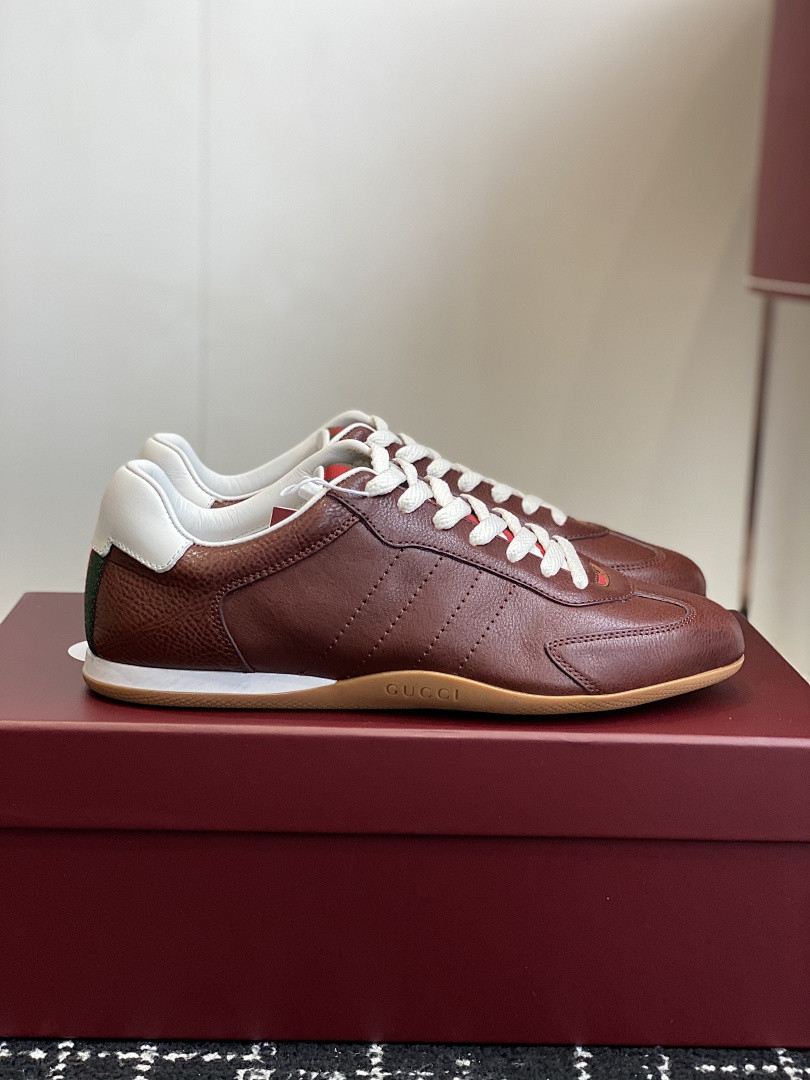 GC Sneakers