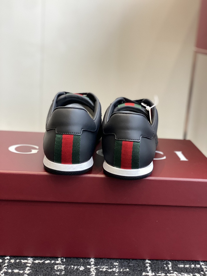 GC Sneakers