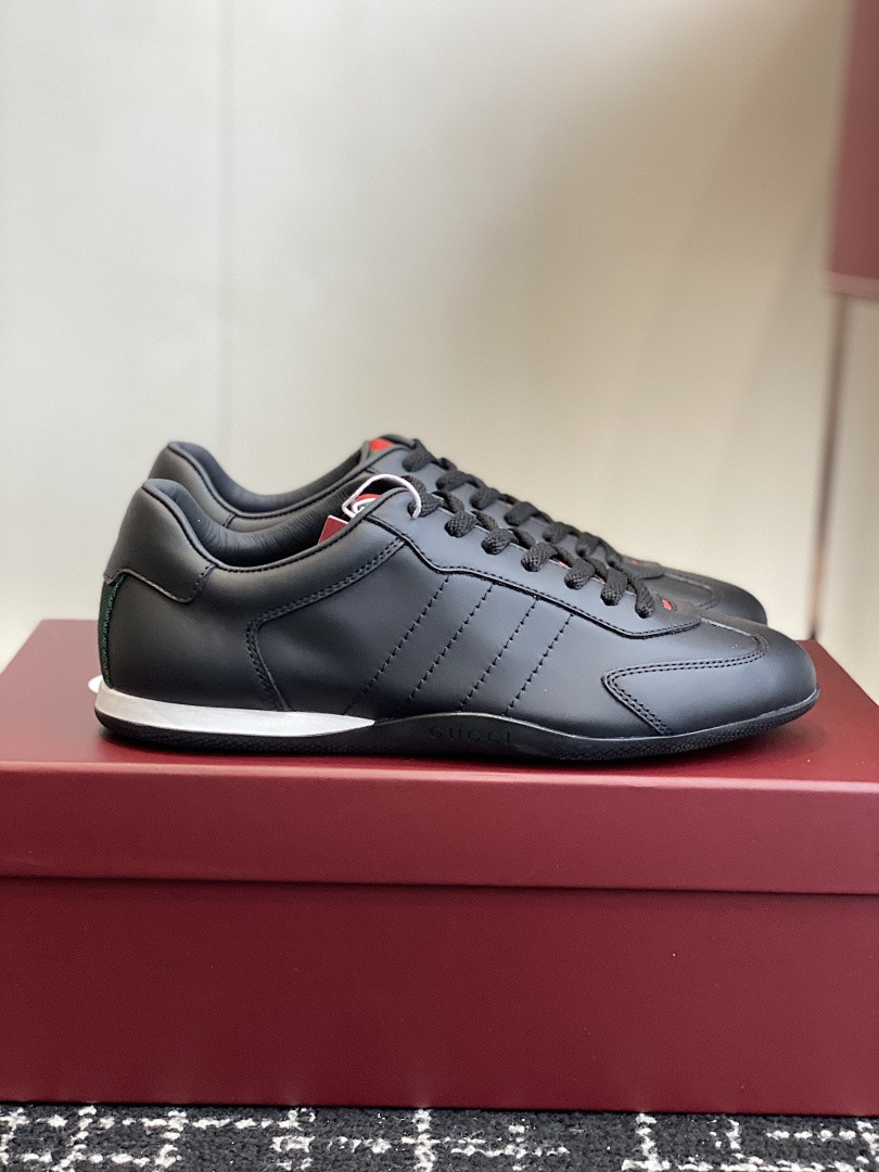 GC Sneakers